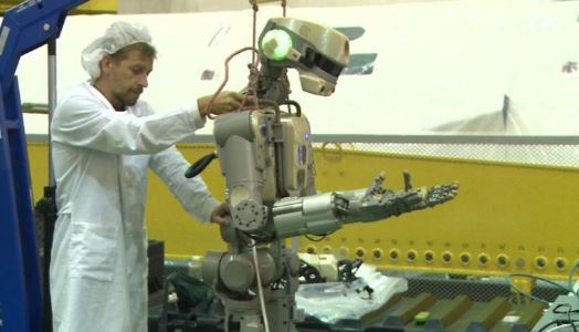 فدور-ربات-فضانورد-ایستگاه-فضایی